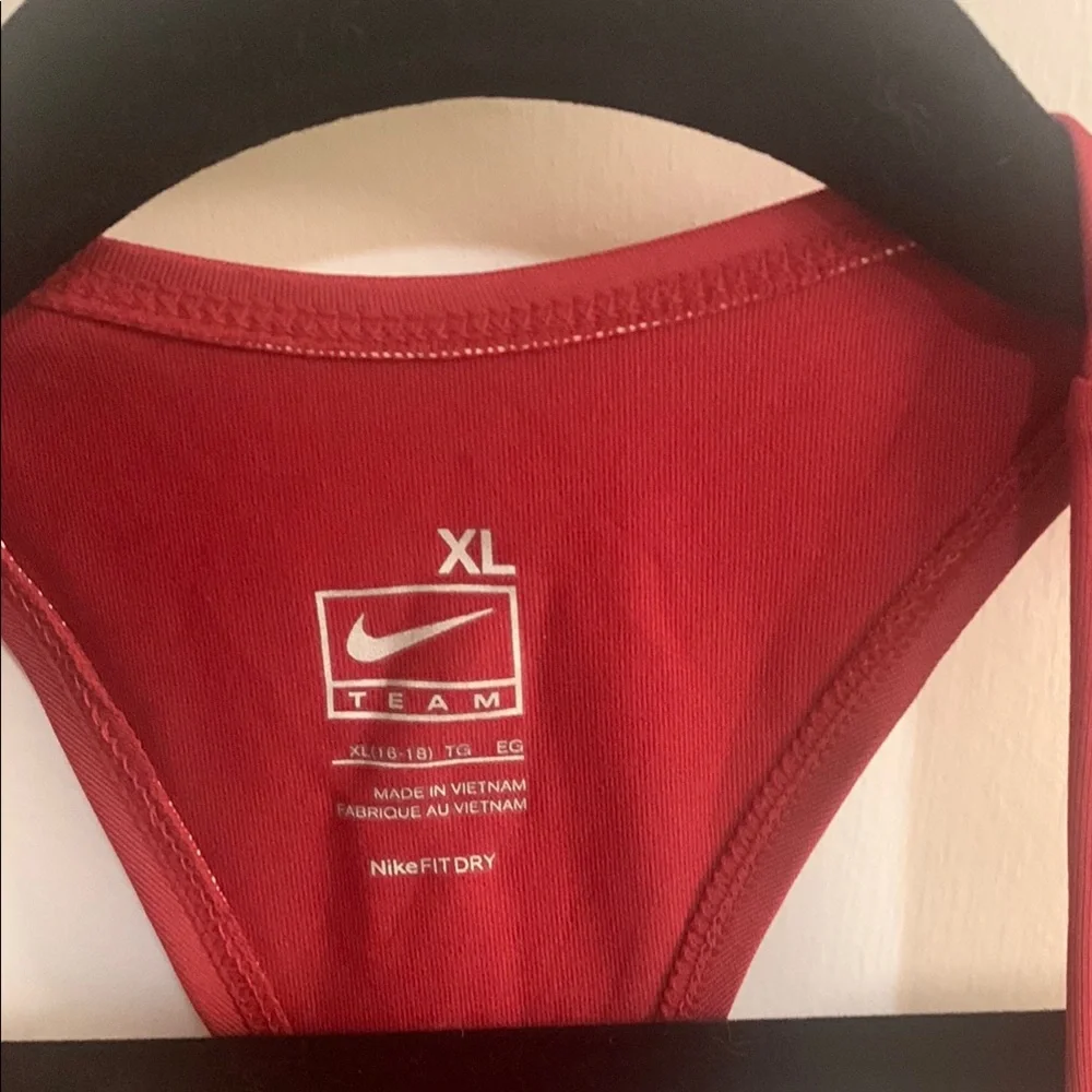 Nike with Stanford Burgundy Racerback Sports Bra in Sz XL